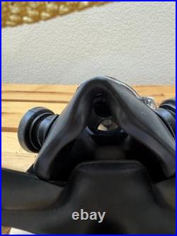 Scott (8056221-01) AV-2000 Full Face Respirator Gas Mask Twin Cartilage Adapter
