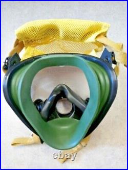 Scott AV-2000 Gas Mask/Full Face-Piece APR/SCBA Compatible New Size Small
