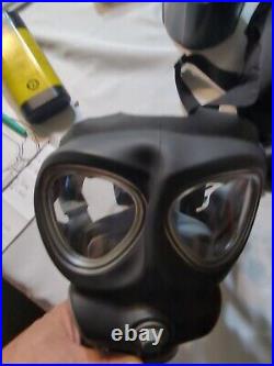 Scott M95 Full Face Respirator NBC Gas Mask with Bag & Filter #1