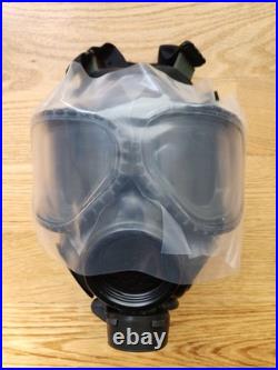 Sealed FR-M40 Military-Spec Gas Mask with 40mm NATO CBRN Approved SIZE SMALL