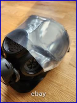 Sealed FR-M40 Military-Spec Gas Mask with 40mm NATO CBRN Approved SIZE SMALL
