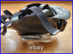 Sealed FR-M40 Military-Spec Gas Mask with 40mm NATO CBRN Approved SIZE SMALL