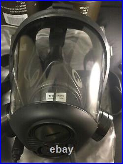 Sperian 7690 Opti-fit Adjustable Gas Mask With Filters