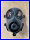 UNUSED_Original_British_AVON_FM12_RESPIRATOR_GAS_MASK_SIZE_2_01_pied