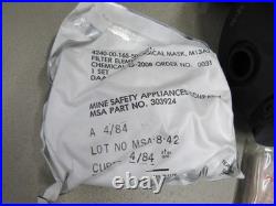 US M17 A2 Gas Mask MSA with Filter Canvas Bag Size Small 1984 Unused New Old Stock