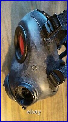 Unused Dutch FM12 Gas Mask Respirator Size 2 Kit
