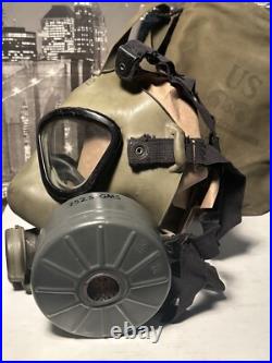 Vintage Korea War US Army 1952 M9A1 Gas Mask and Respirator with Bag ML