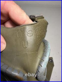 WWII 1942 US Navy USN Mark IV Gas Mask Respirator Filter Carrier Complete