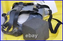 Wilson Safety 6700 Full Facepiece Respirator 6-strap Face/ Gas Mask With Case